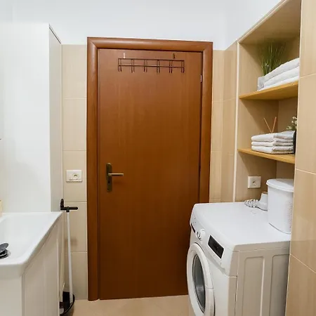 Bellis Center Apartmán Tirana